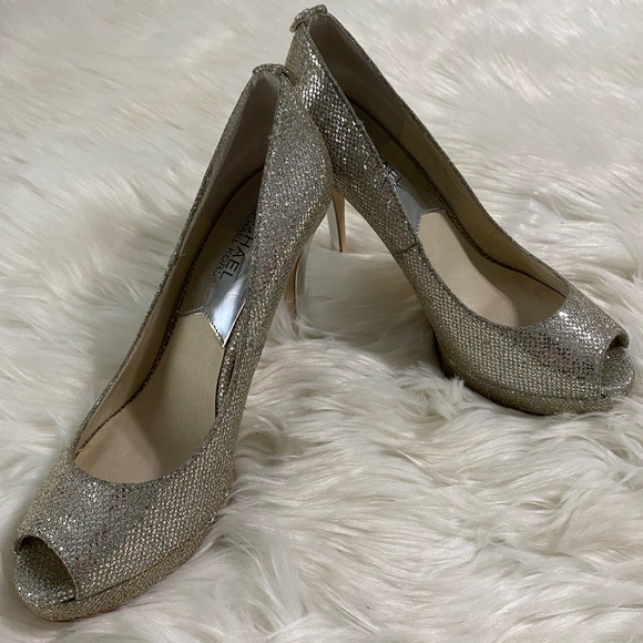 Micheal Kors  open toe Silver glitter platform heels 6.5 - Picture 10 of 13